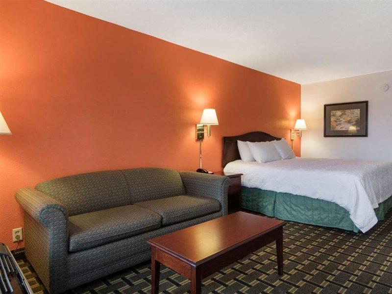 Dublin Inn And Suites Екстериор снимка
