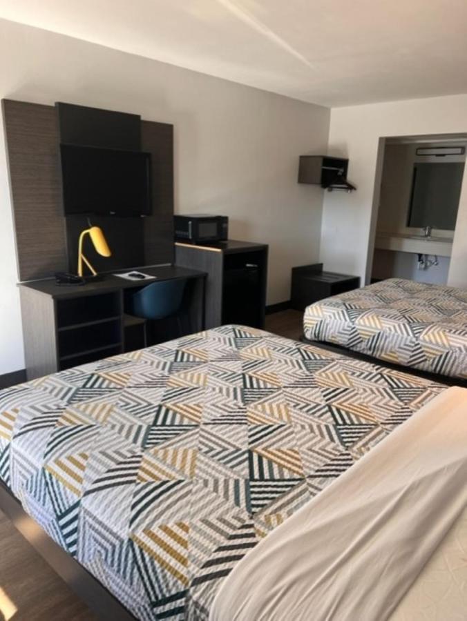 Dublin Inn And Suites Екстериор снимка