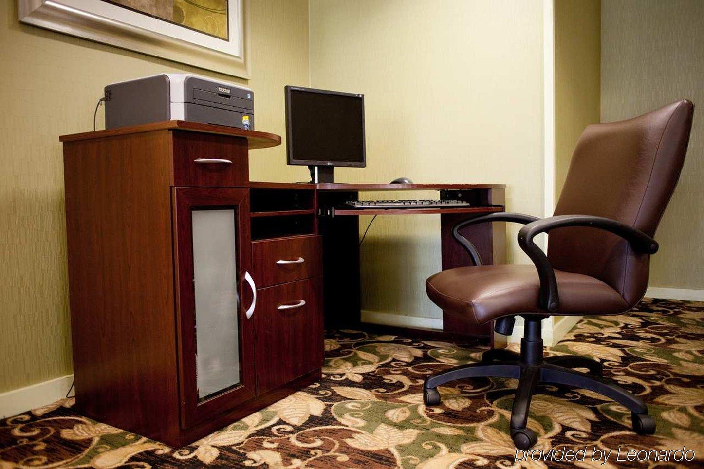 Dublin Inn And Suites Екстериор снимка