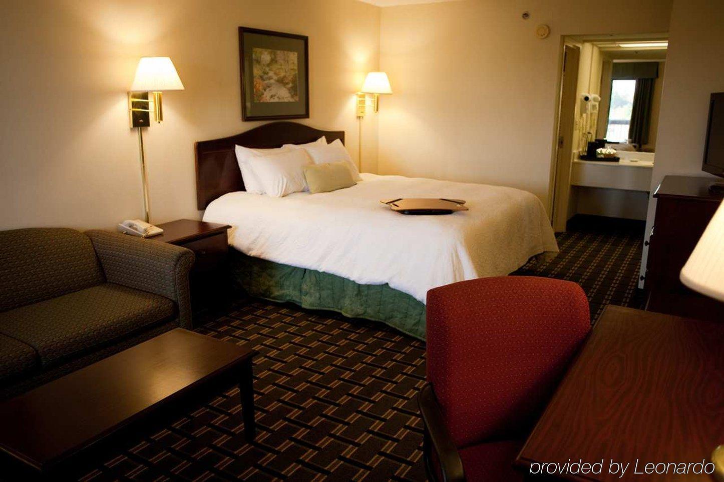Dublin Inn And Suites Екстериор снимка