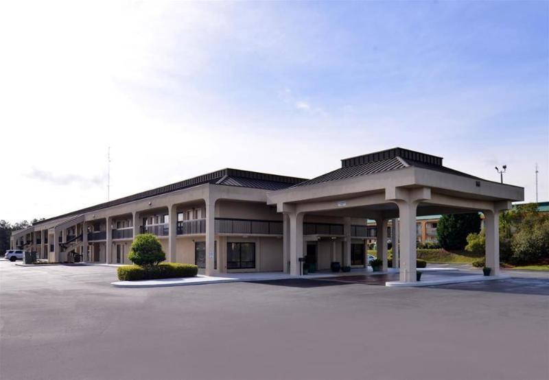 Dublin Inn And Suites Екстериор снимка
