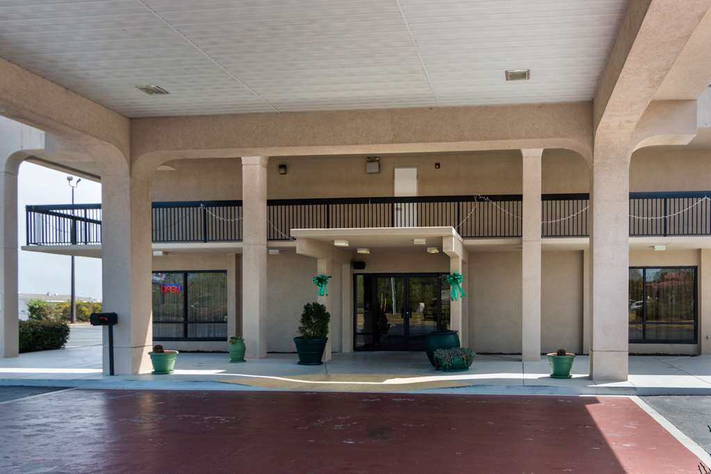 Dublin Inn And Suites Екстериор снимка